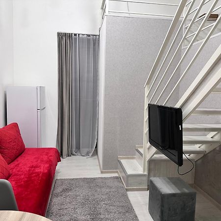 Mandarin Hotel 예레반 외부 사진