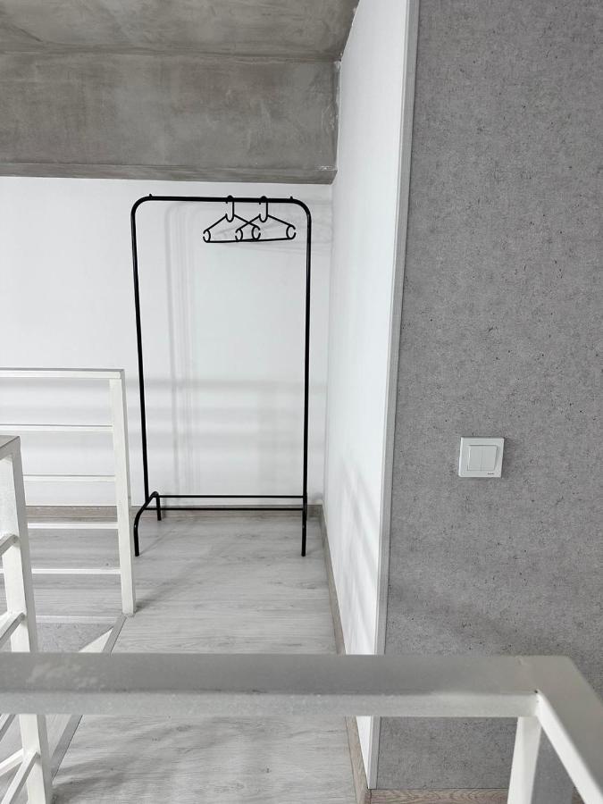 Mandarin Hotel 예레반 외부 사진
